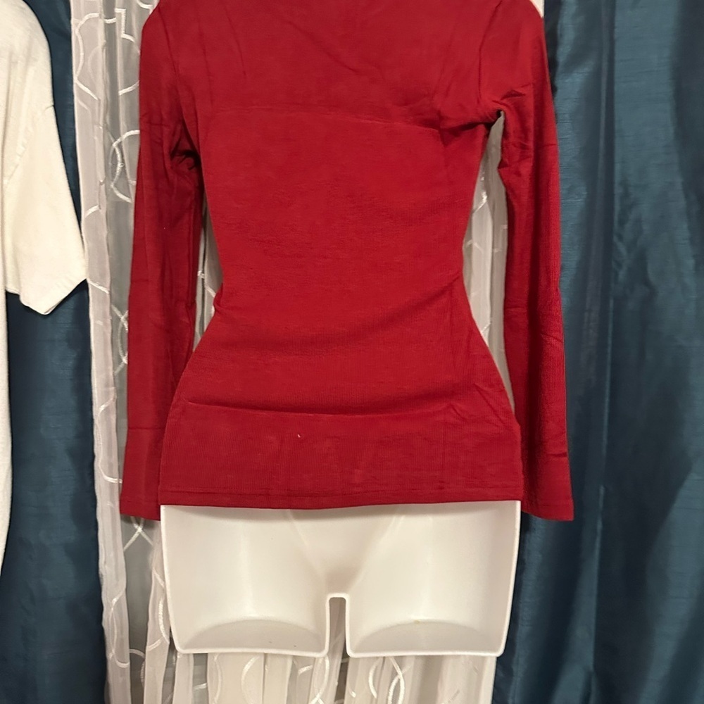 Red Polyester Spandex mock turtleneck top - Picture 3 of 4